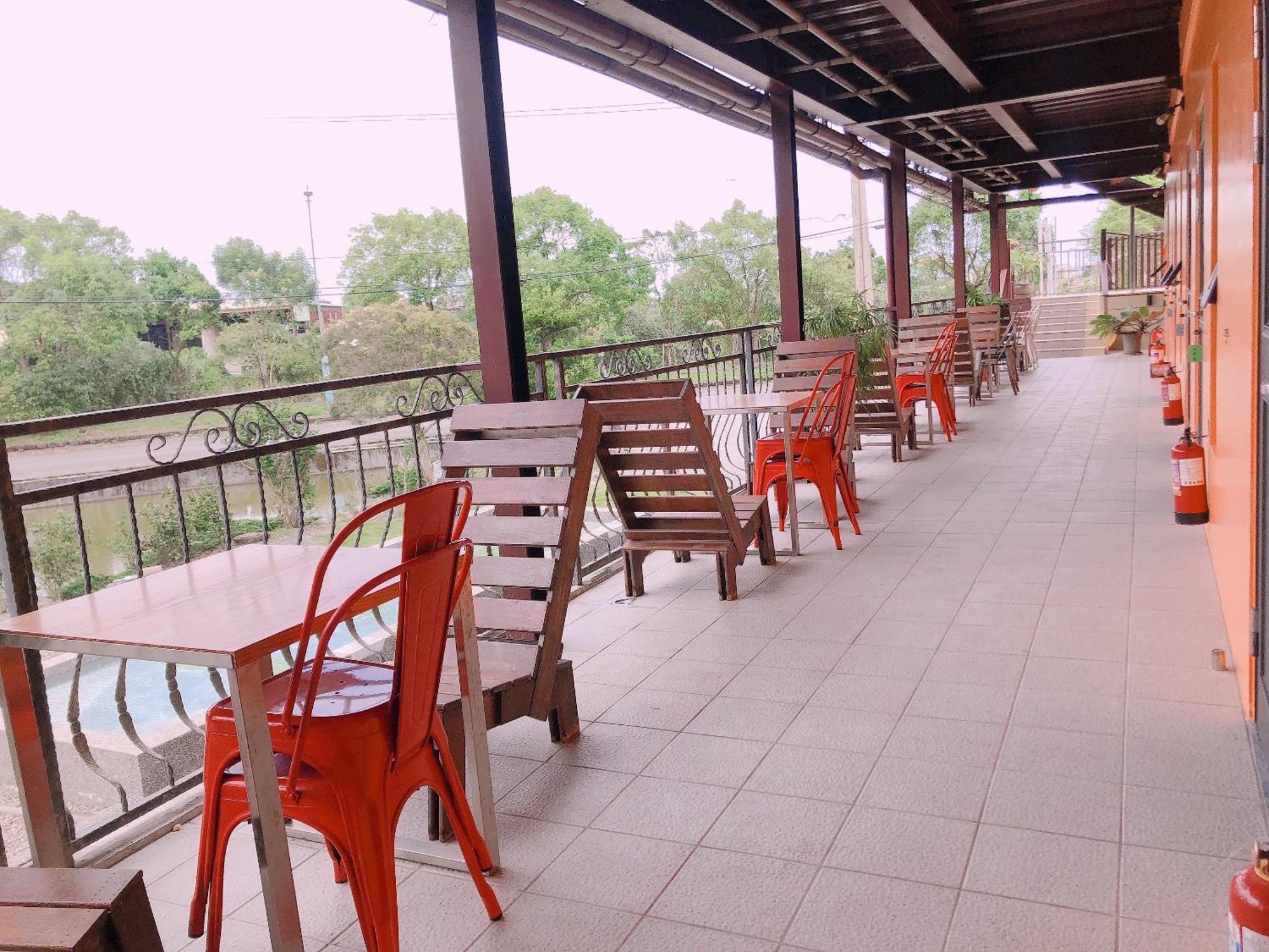 Artisan Hostel Toucheng Exterior photo