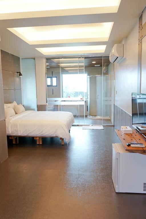 Artisan Hostel Toucheng Exterior photo