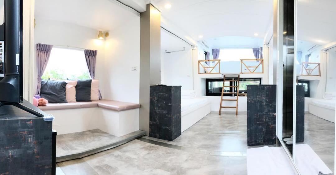 Artisan Hostel Toucheng Exterior photo
